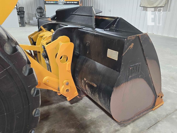 2019-caterpillar-926m-image-11