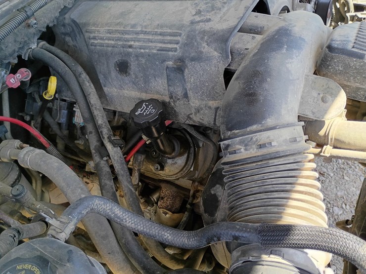 2008-chevrolet-tahoe-image-22