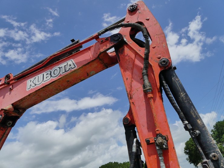 2018-kubota-kx040-4-image-9
