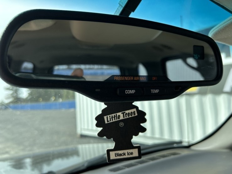 2003-chevrolet-tahoe-image-30