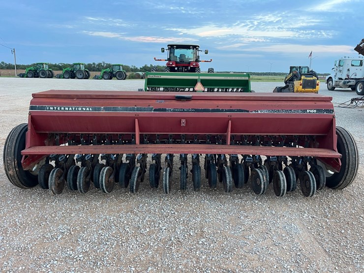 international-5100-image-10