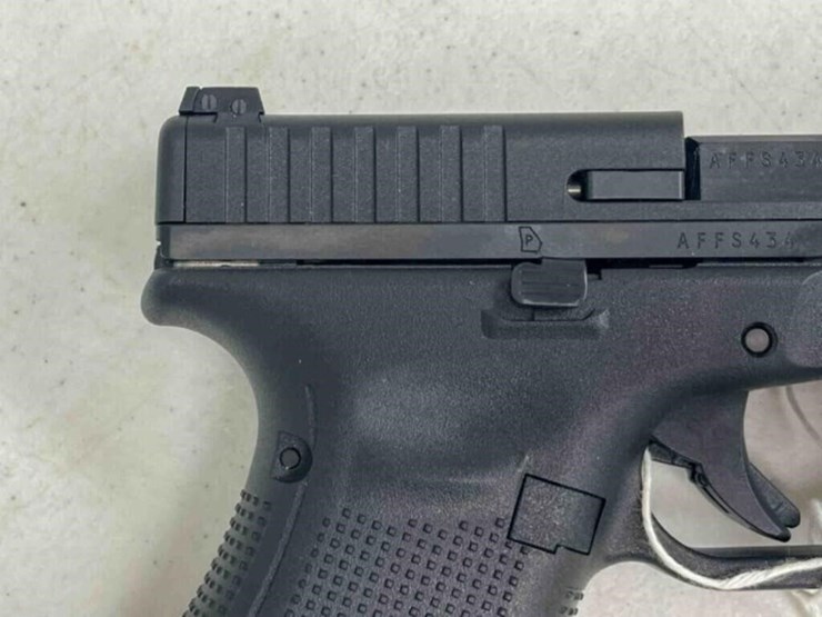 glock-pistol-image-5