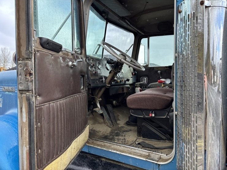 kenworth-w900-image-29