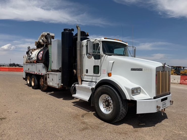 2012-kenworth-t800-image-3