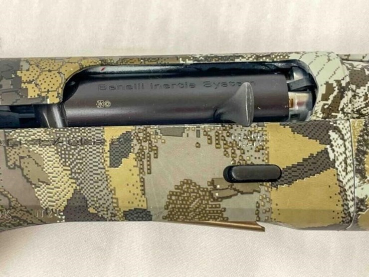 benelli-shotgun-image-6