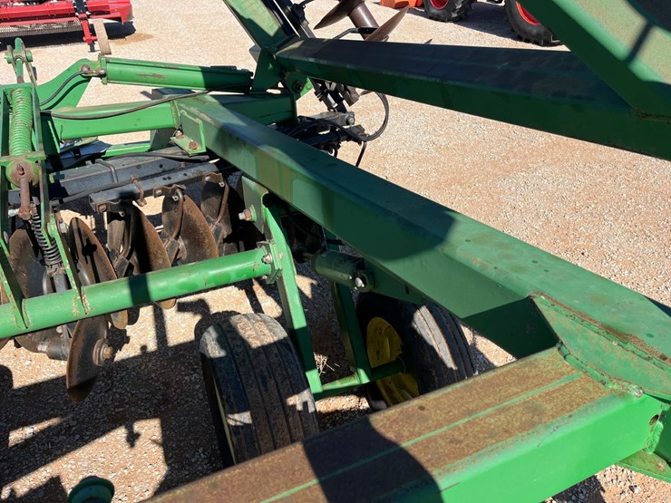 1996-john-deere-630-image-11