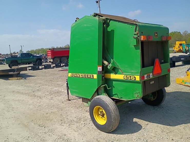 john-deere-456-image-3