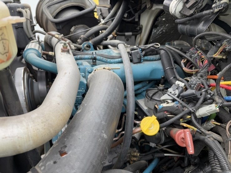 2007-international-7400-image-9