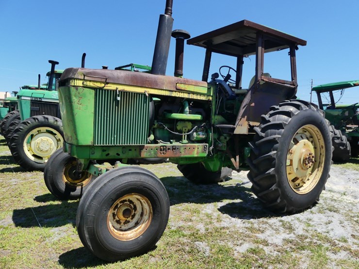 john-deere-4055-image-1