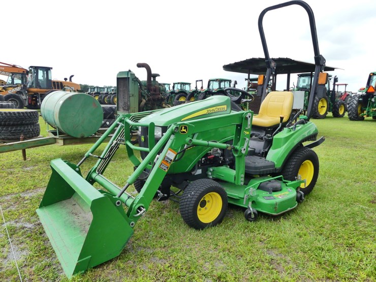 john-deere-1023e-image-2