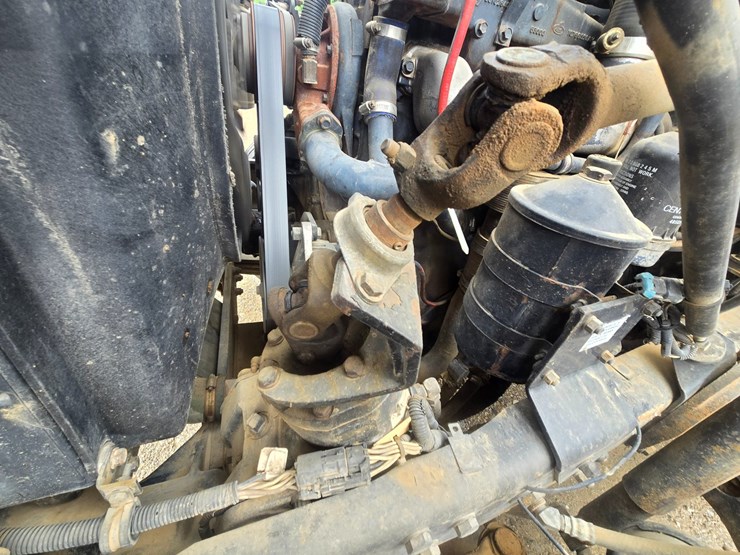 2001-mack-rd688s-image-52