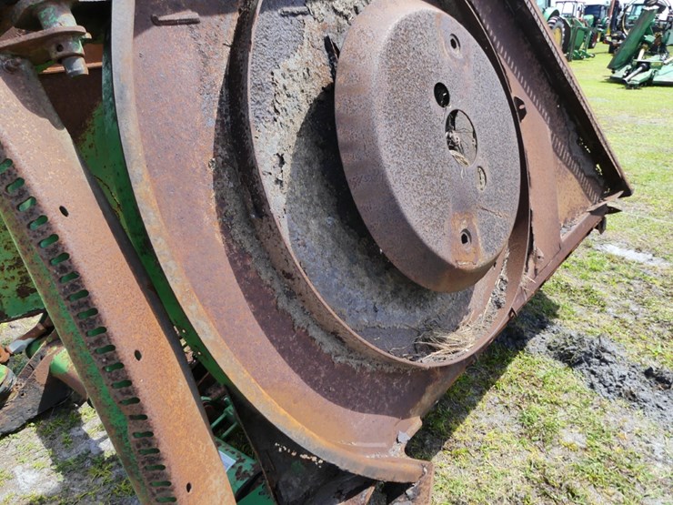 john-deere-15-image-8