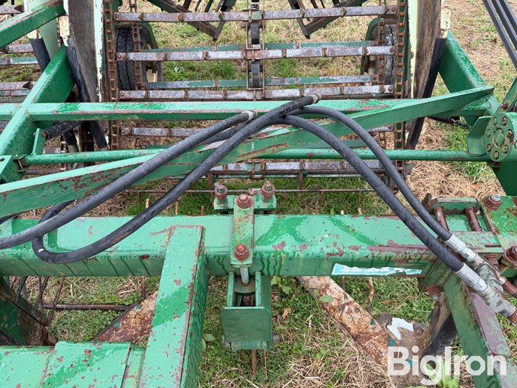 2001-kmc-4-30-peanut-digger-image-14