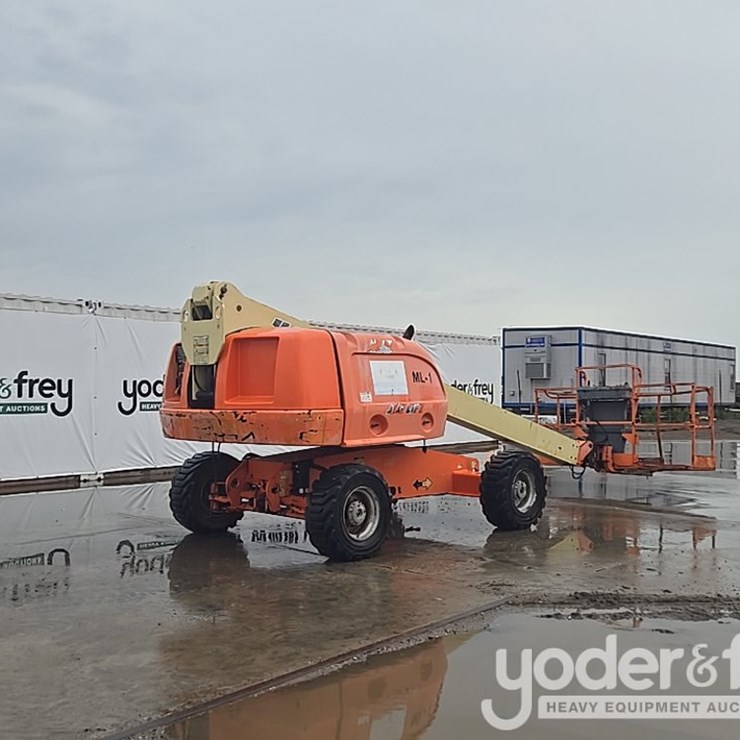 2008 JLG 400S