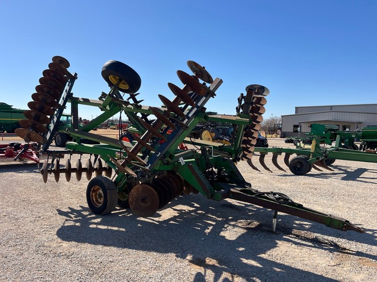 1989-john-deere-630-image-4