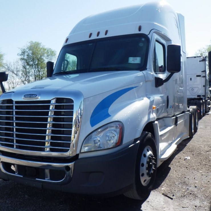 2018 FREIGHTLINER CASCADIA 125 EVOLUTION