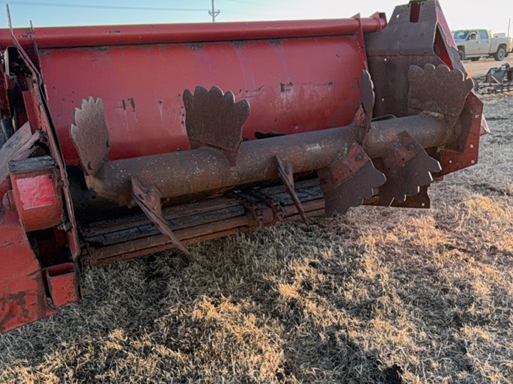 new-holland-195-image-18