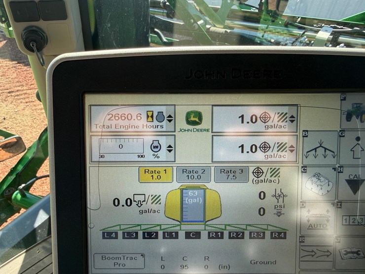 2015-john-deere-r4038-image-79