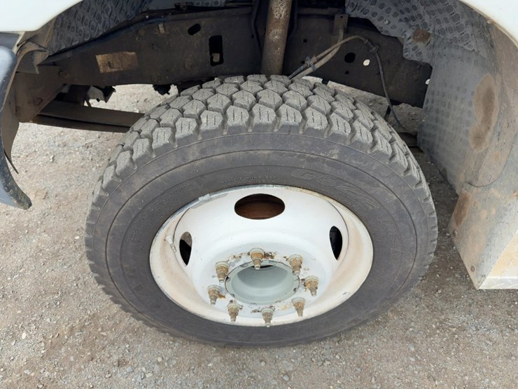 1999-ford-f450-image-11