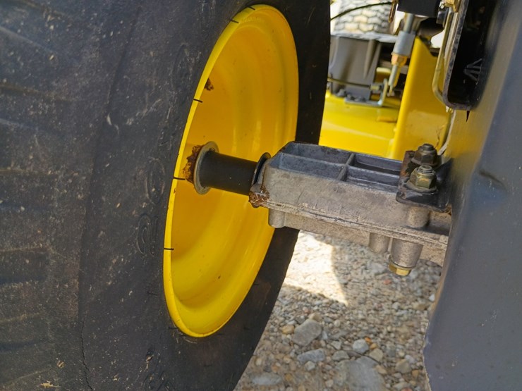 john-deere-d100-image-39