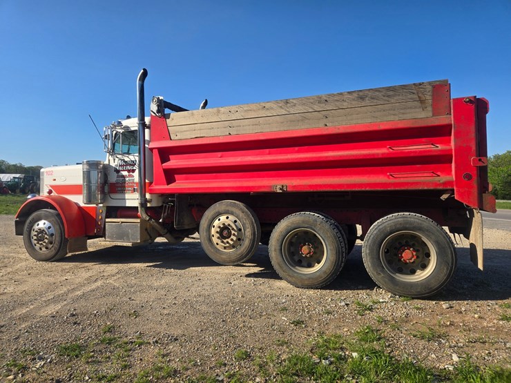 1987-peterbilt-379-image-9
