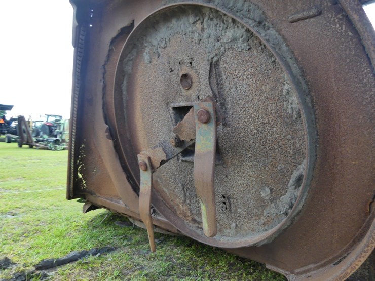 john-deere-15-image-8