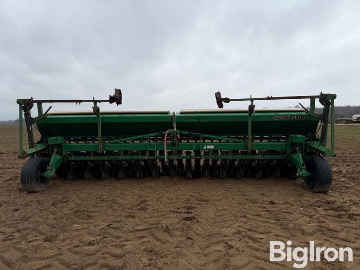 2020-great-plains-solid-stand-2020-image-2