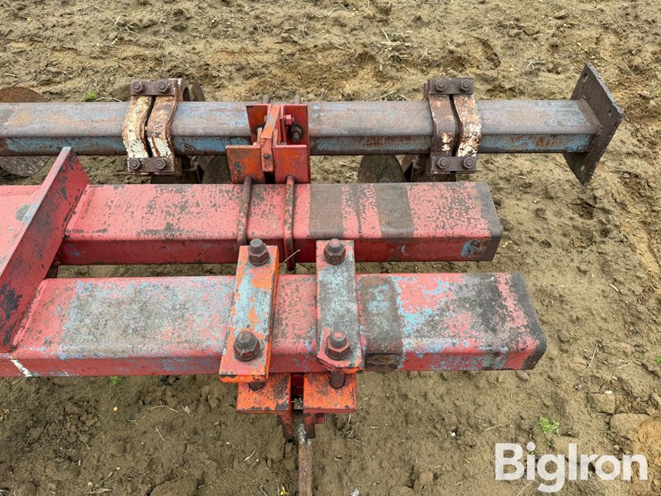 burch-ripper-hipper-image-13