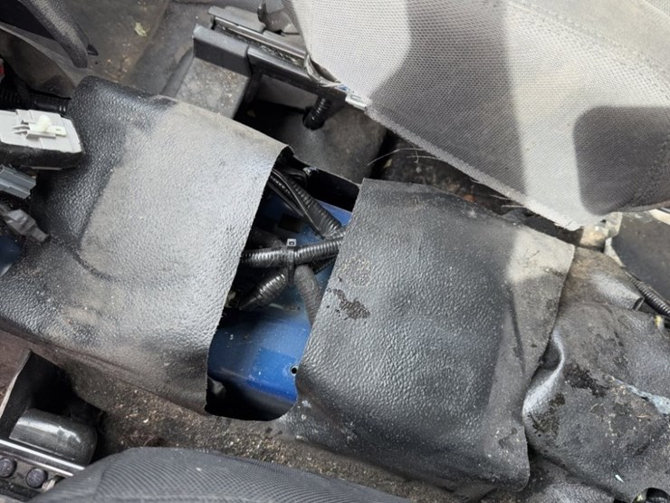 2018-ford-explorer-image-33