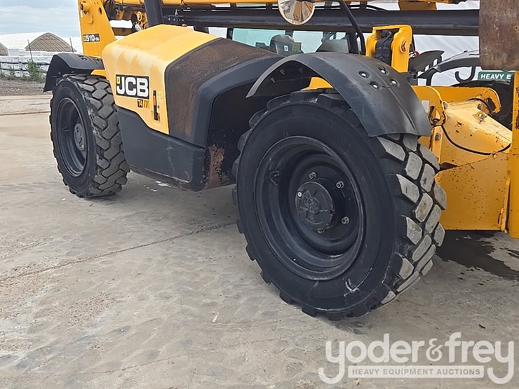 2017-jcb-510-56-image-16