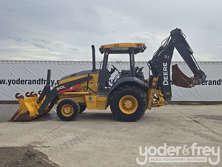 2018-deere-310l-image-2