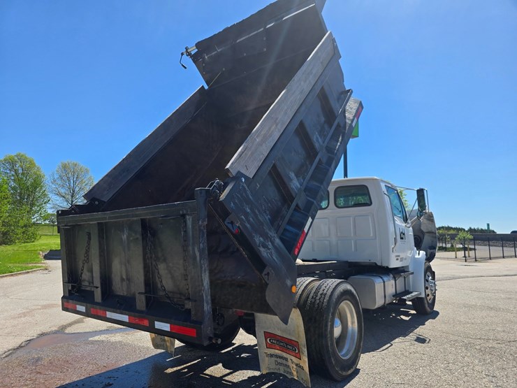 2009-sterling-acterra-image-55