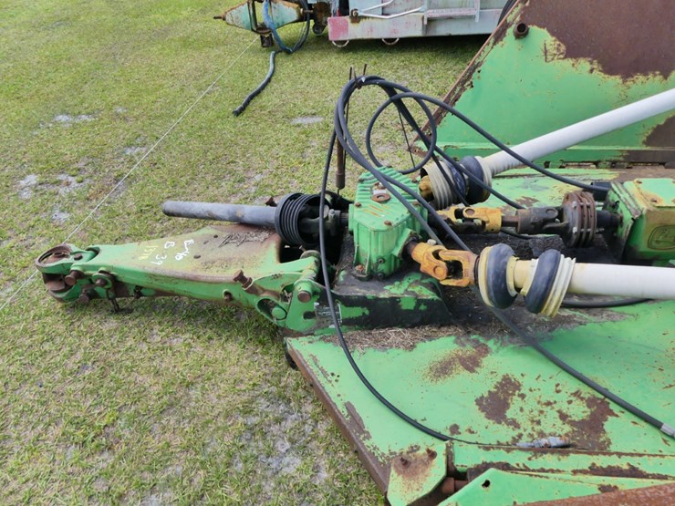 john-deere-15-image-9