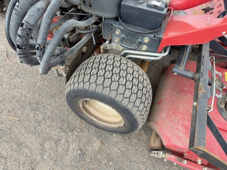 toro-groundsmaster-3500d-image-7