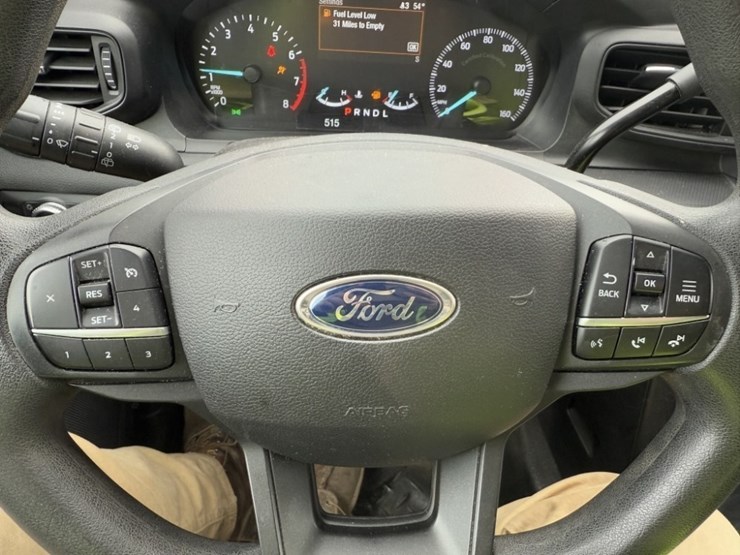 2021-ford-explorer-image-29