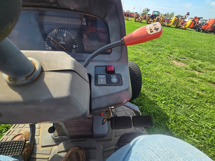 kubota-l3830-image-35