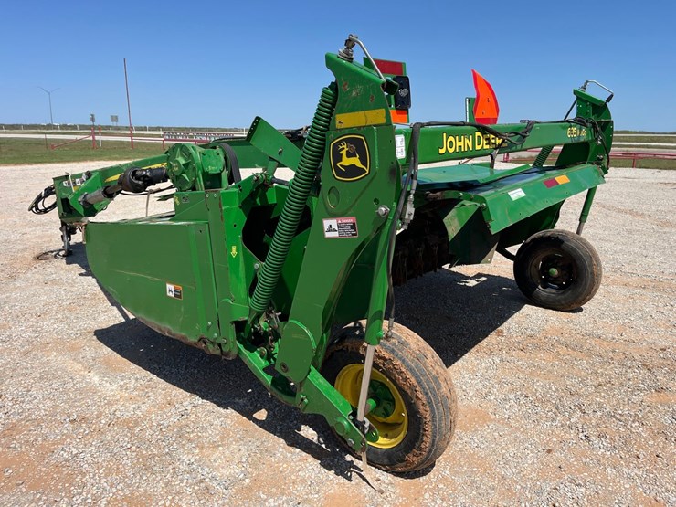 2015-john-deere-635-image-14