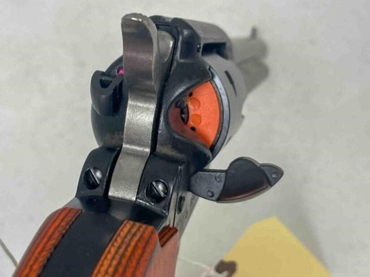 heritage-mfg.-revolver-image-6
