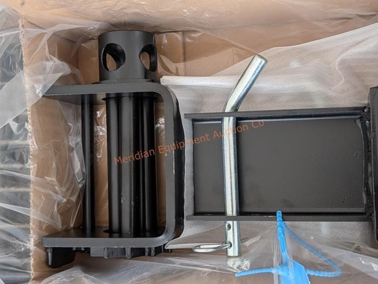 6--stake-pocket-winches-image-3