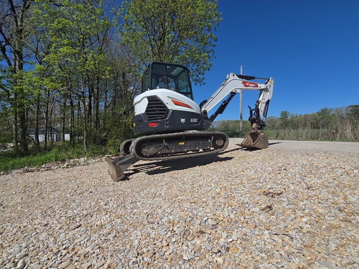 2022-bobcat-e50-image-69