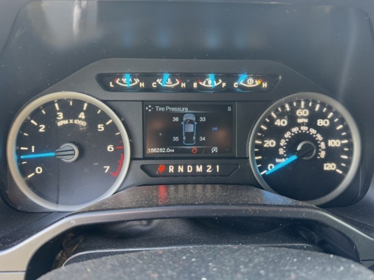 2016-ford-f150-xlt-image-29