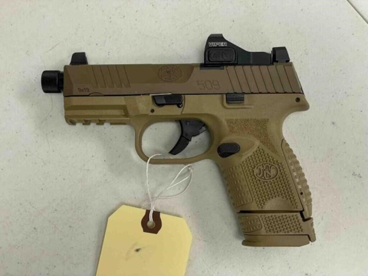 fn-pistol-image-2