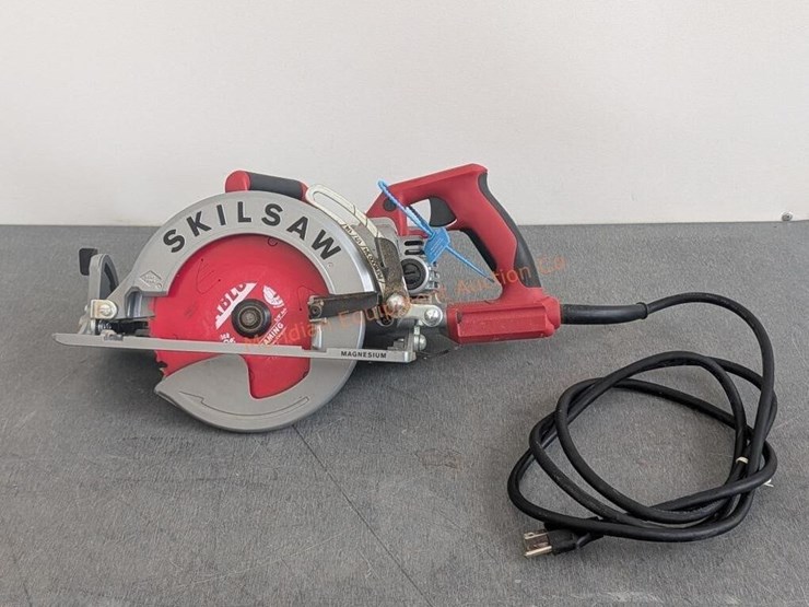 skilsaw-spt-77-circular-saw-image-1