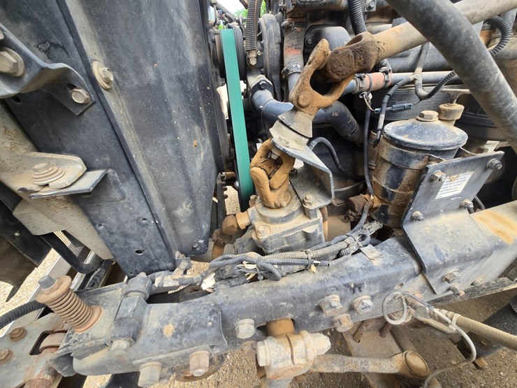 2001-mack-rd690s-image-61