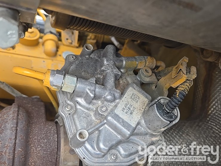 2021-deere-310sl-image-78