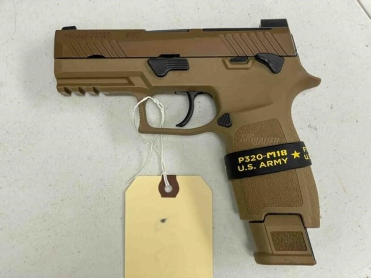 sig-sauer-pistol-image-10