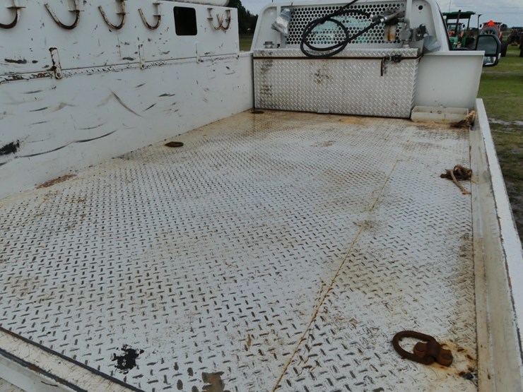 2017-ford-f550-xl-image-6