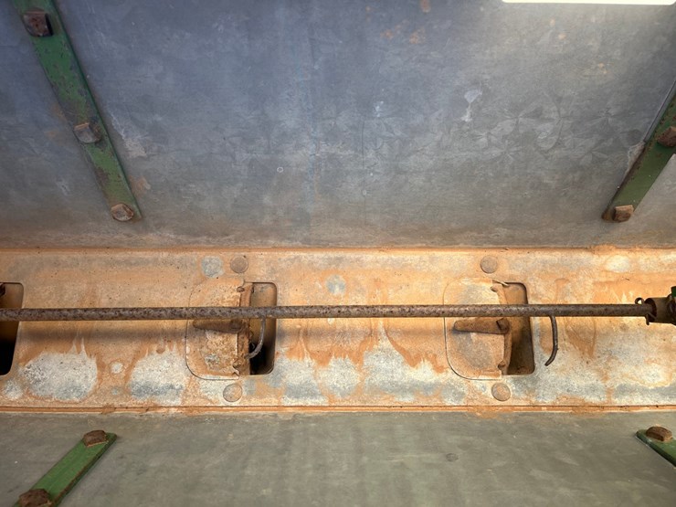 john-deere-b-image-12