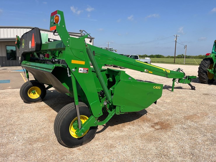 2023-john-deere-c400-image-12