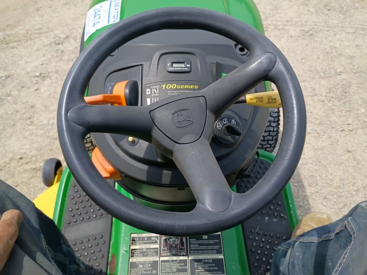 john-deere-d100-image-19